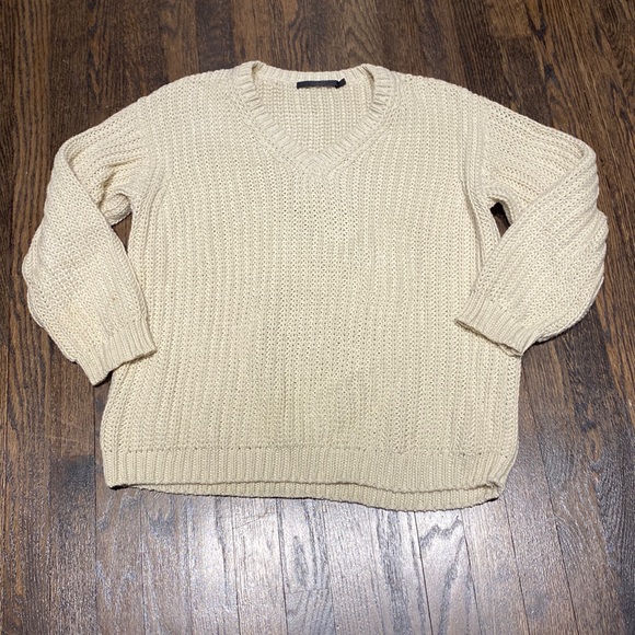 Tan sweater - Picture 1 of 2